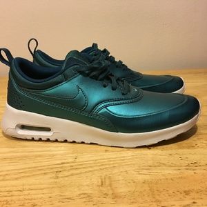 Nike Women's Air Max Thea SE Running Shoes Sz 7.5